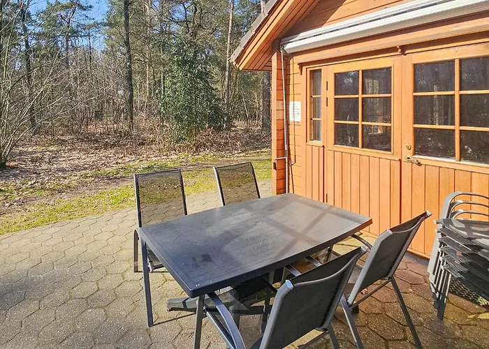 בית נופש In Neede With Sauna *